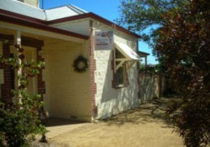 Wild Berry Cottage - Accommodation Directory 2