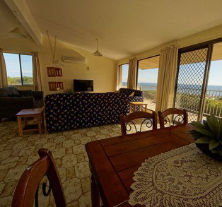 Sea Air-a Siesta 5 - Accommodation Directory 3