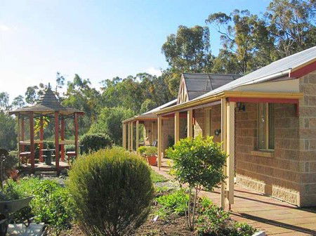 Riesling Trail Cottages - Accommodation Directory 2