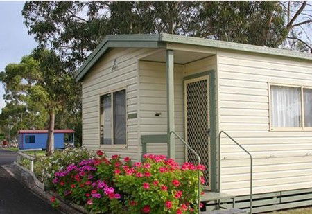 Naracoorte Holiday Park - Accommodation Directory 5