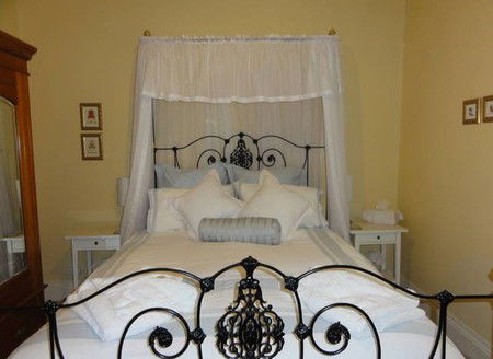 Lemontree Cottage - Accommodation Directory 2