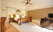 One Tree Bed And Breakfast - Accommodation Directory 3