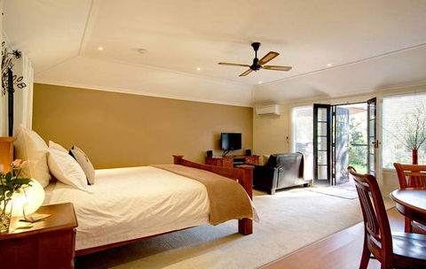 One Tree Bed And Breakfast - Accommodation Directory 8