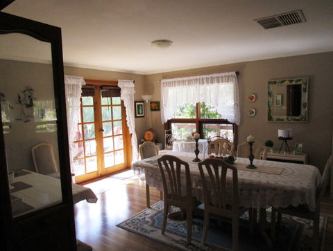 Southern Vales Bed And Breakfast - Accommodation Directory 2