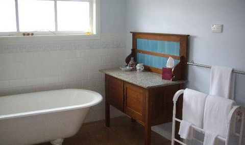 Sonntag House - Accommodation Directory 1