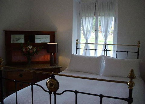 Sonntag House - Accommodation Directory 5