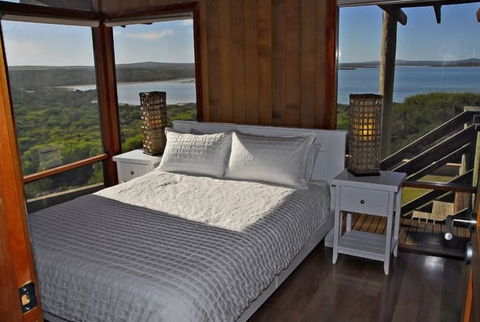 Sleaford Bay Retreat - Accommodation Directory 5