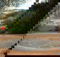 Adelaide Hills Country Cottages - The Nest - Accommodation Directory