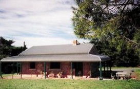 Little Undermount - Accommodation Directory 2