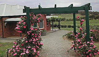 Limestone Hill - Accommodation Directory 0