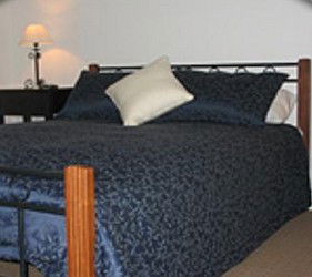 Ibis Apartments - Accommodation Directory 1