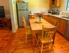 Semaphore Beach Cottage Bed And Breakfast - Accommodation Directory 2