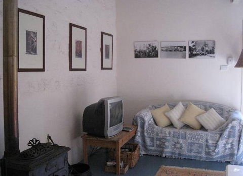 Peechabella Vineyards Bed & Breakfast - Accommodation Directory 4