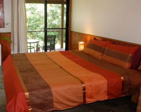 Stonewood Retreat - Accommodation Directory 4