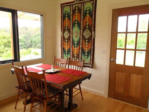 Elvenhome Farm Cottage - Accommodation Directory 4