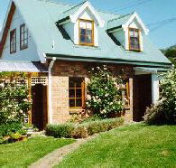 Conmel Cottage - Accommodation Directory