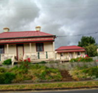 Tier View Twin Cottages - Accommodation Directory