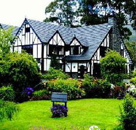 Fox and Hounds Inn - Accommodation Directory