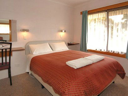 Willaway Motel Apartments - Accommodation Directory 4