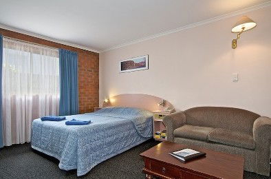 Martin Cash Motel - Accommodation Directory 3