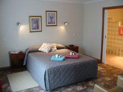 Telopea - Accommodation Directory 2