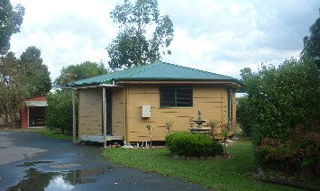 Seven Mile Cottages - Accommodation Directory 1