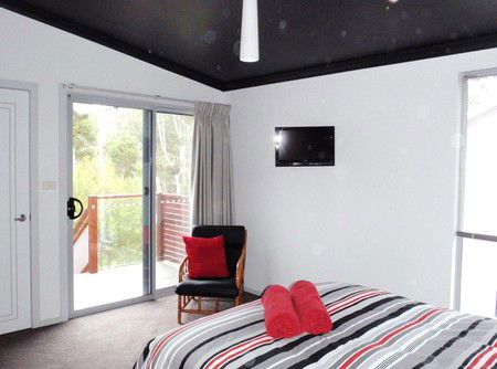 Ulverstone River Retreat - Accommodation Directory 4