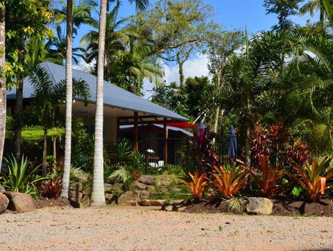 Lost Paradise - Accommodation Directory 2