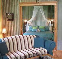 Crater Lakes Rainforest Cottages - Accommodation Directory