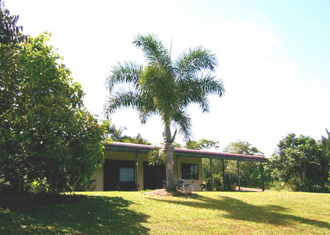 Daintree Mountain View Retreat And Vanilla Beans - Accommodation Directory 0