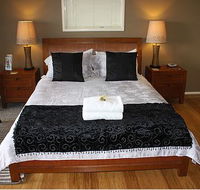 At Sunrise Cottages - Accommodation Directory