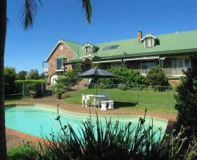 The Lodge - Far Meadow - Accommodation Directory 0