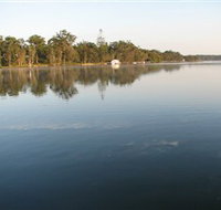 Bentley Waterfront - Accommodation Directory