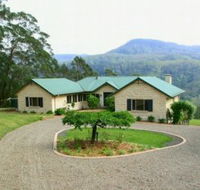 Away at Berry - Accommodation Directory