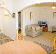 Peel Cottage - Ballarat Miners Cottages - Accommodation Directory