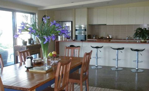 Rupert's Ridge Retreat - Accommodation Directory 2