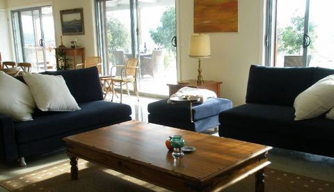 Rupert's Ridge Retreat - Accommodation Directory 3