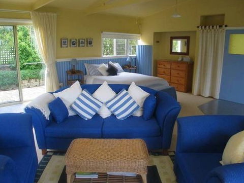 The Lodge - Far Meadow - Accommodation Directory 1