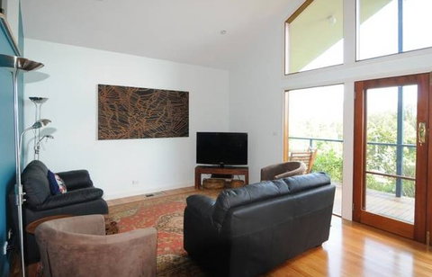 Blue Roo House - Accommodation Directory 3
