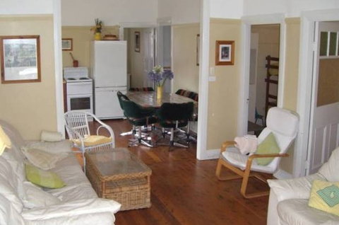 Calm Waters Waterfront Cottages - Accommodation Directory 1