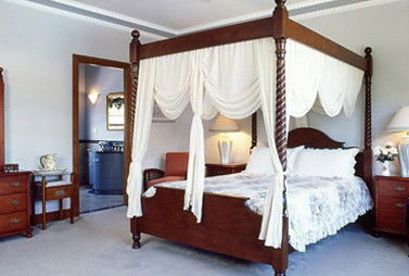 Melville House - Accommodation Directory 0