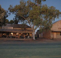 Tooles Family Hotel - Accommodation Directory