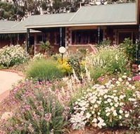 Red Gum Lagoon Cottages - Accommodation Directory