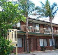 Wentworth Club Motel - Accommodation Directory