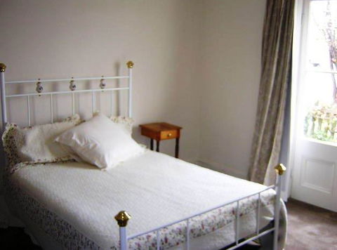 Cooma Cottage - Accommodation - Accommodation Directory 1