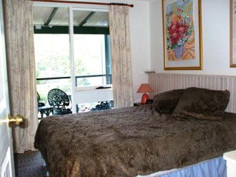 Crookshanks Cottage - Accommodation Directory 1