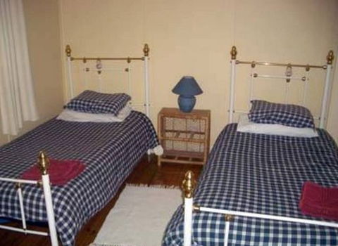 Honeysuckle Cottage Jingellic - Accommodation Directory 2
