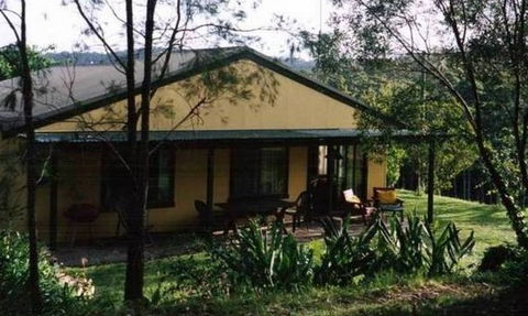 Bella Vista Cottage - Accommodation Directory 0