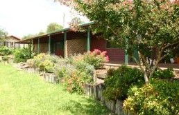 Altamira Retreat - Accommodation Directory 4