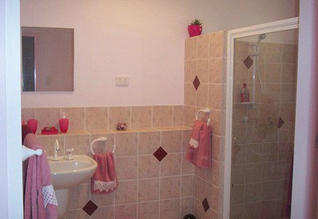 Azalea Cottage - Accommodation Directory 1